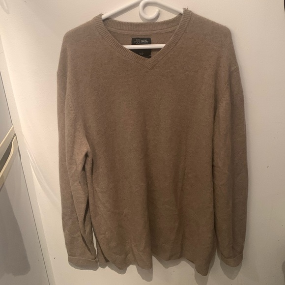 Beautiful 100% Cashmere Tan V Neck Sweater Wayne Gretzky Collection SZ XL - Picture 1 of 7